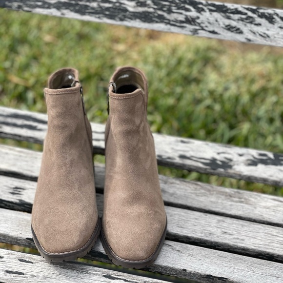 BLONDO sawyer waterproof bootie dark taupe 7.5 new - Picture 2 of 9